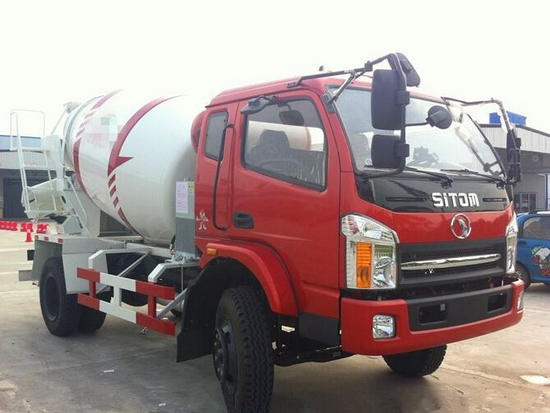 十通5方-6方隧道專(zhuān)用攪拌車(chē)